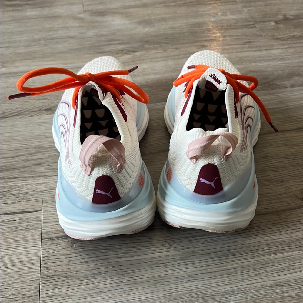 PUMA Sneakers - Picture 3 of 6